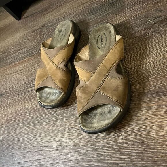 Merrell Topo Cross Stone Tan Crisscross Suede Sandals - Picture 2 of 10